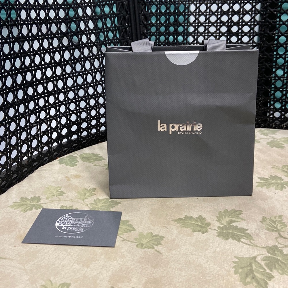La prairie gift bag and card
